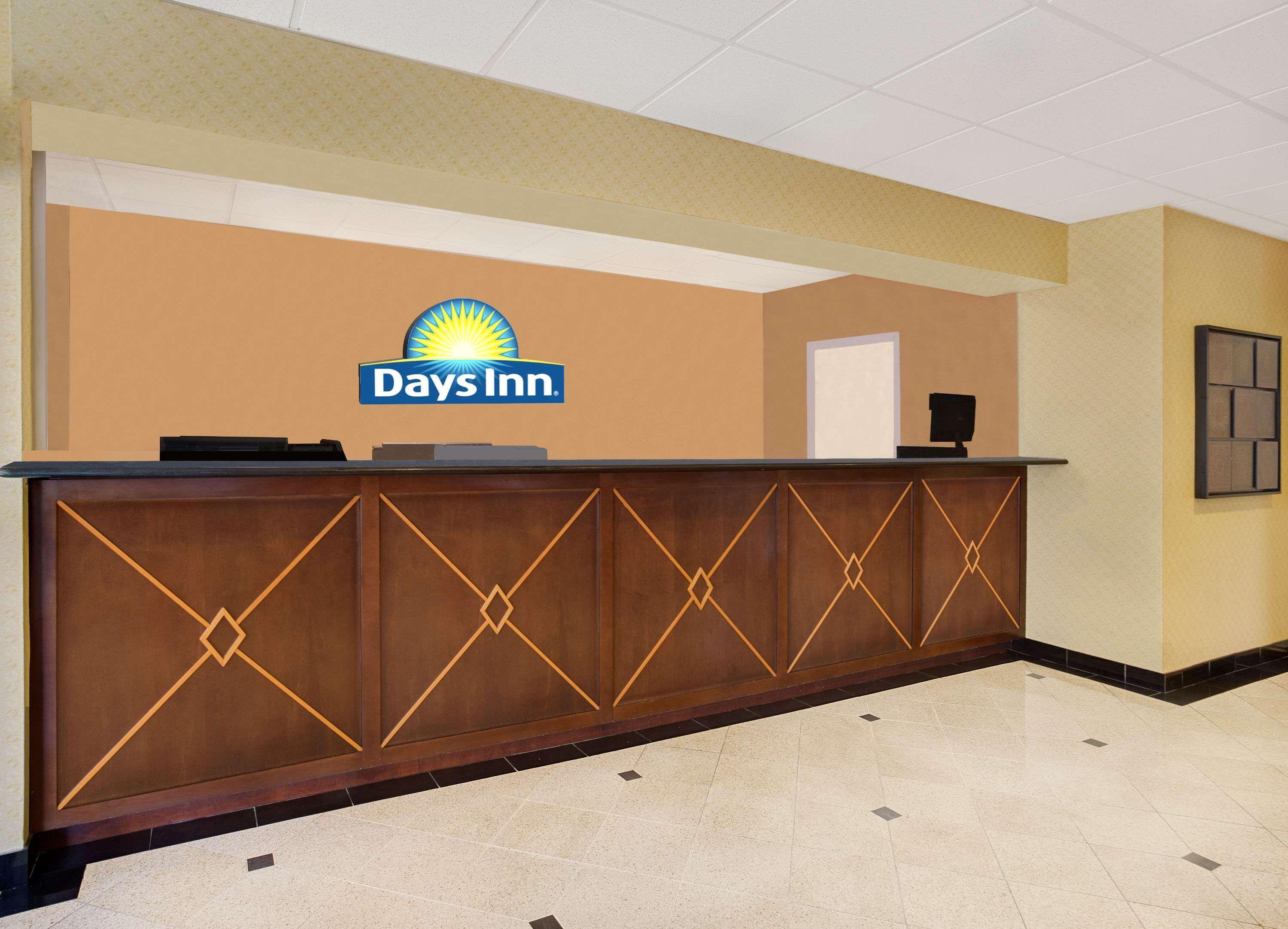 Days Inn By Wyndham Silver Spring Exteriör bild